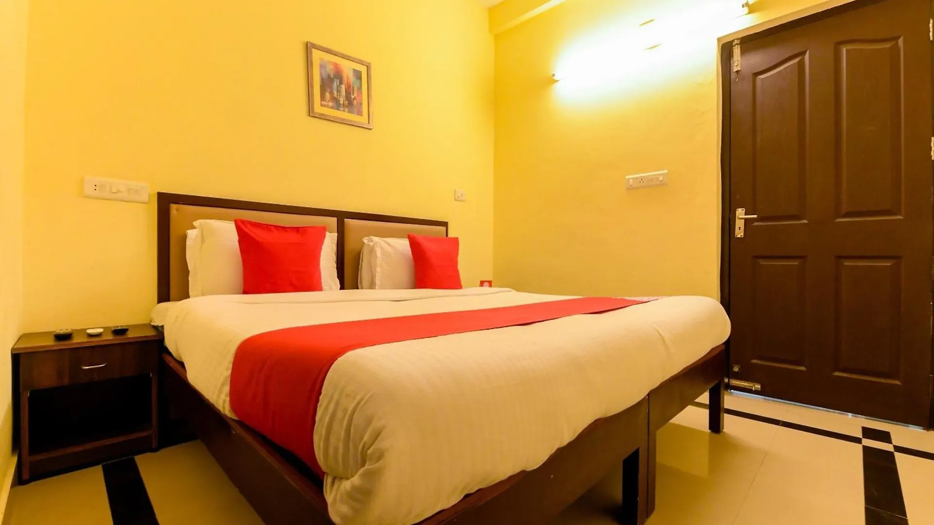 Super Hotel O Diamond In Kochi