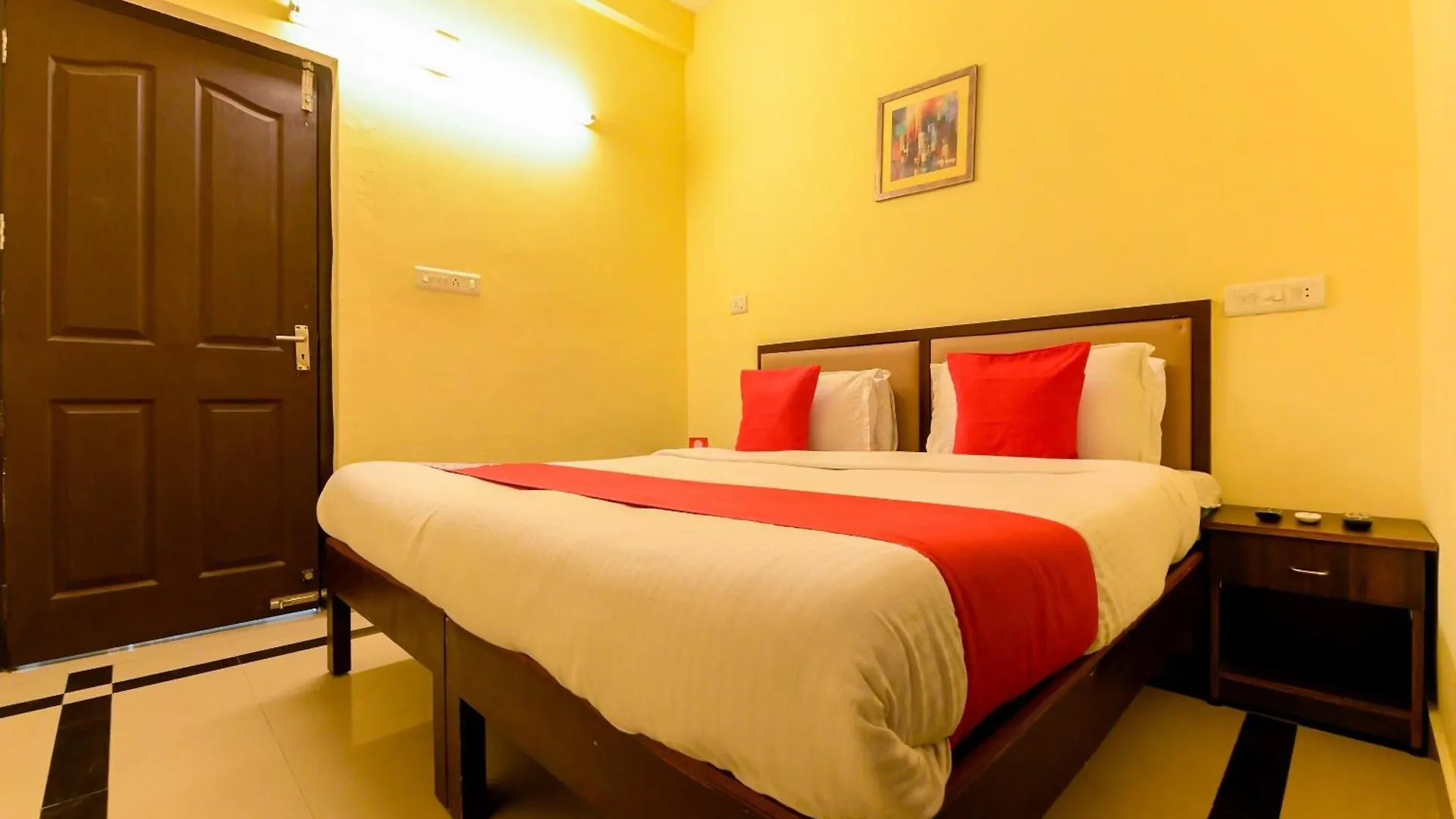 Super Hotel O Diamond In Kochi