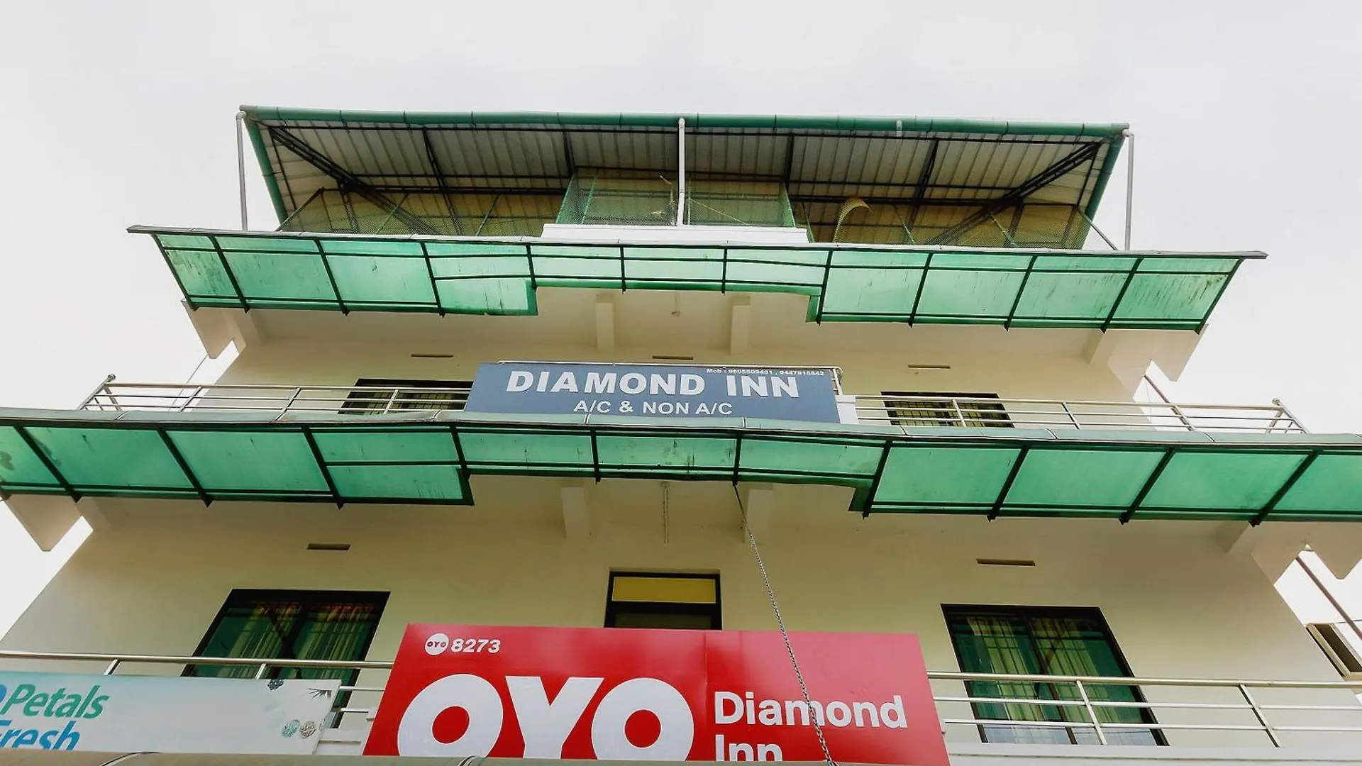 Super Hotel O Diamond In Kochi 3*,